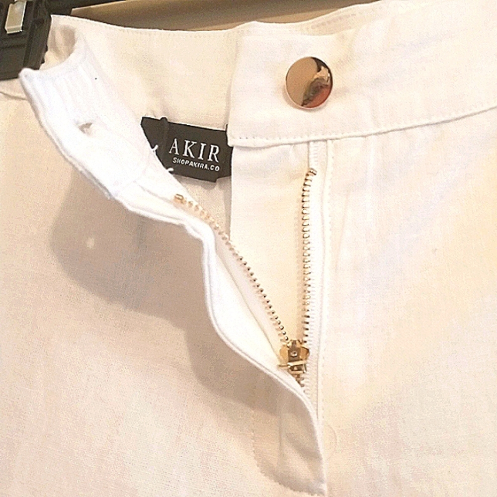AKIRA Cream Linen Blend Shorts - Picture 2 of 5
